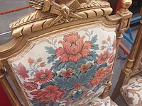 Lot 5 - antieke vergulde stoelen. 2 stuks - afbeelding 2 van  5