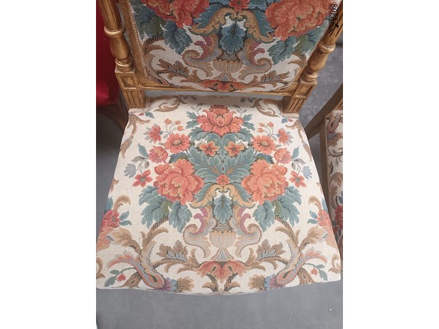 Lot 5 - antieke vergulde stoelen. 2 stuks - afbeelding 3 van  5