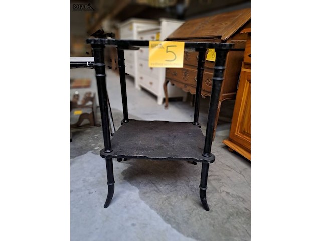 Lot 5 - bijzettafel zwart - afbeelding 1 van  3
