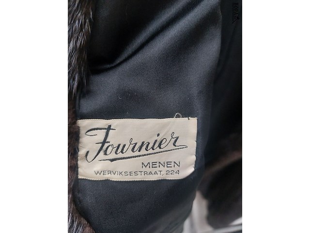 Lot 5 - bontjas fournier - afbeelding 3 van  3