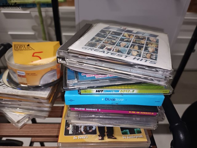 Lot 5 - cd’s en dvd’s. ca. 30 stuks - afbeelding 4 van  4
