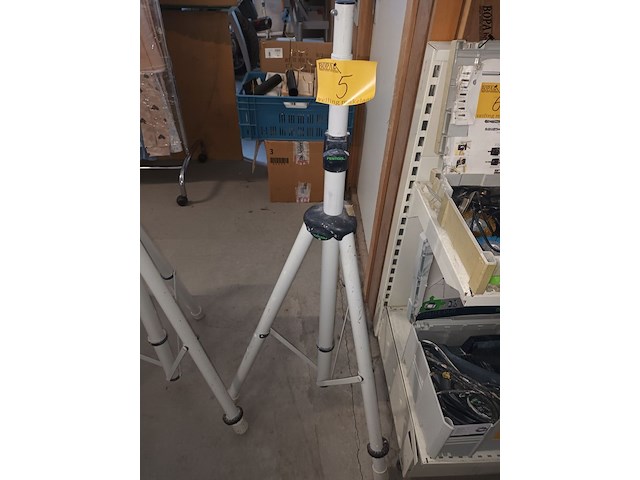 Lot 5 - driepoot statief festool - afbeelding 1 van  3