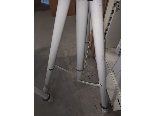 Lot 5 - driepoot statief festool - afbeelding 3 van  3