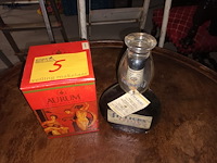 Lot 5 - fles likeur. 2 stuks