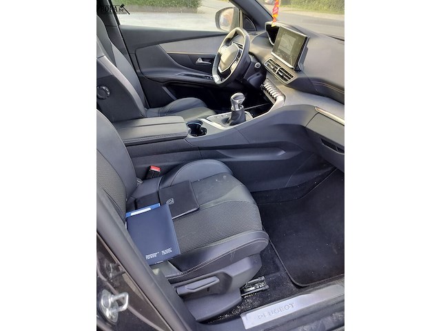 Lot 5 - peugeot 3008 (2022-chass.vf3mrhnsmns090700) - afbeelding 24 van  24