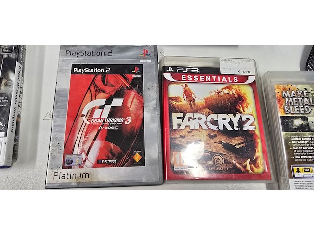 Lot 5 - playstation 3 console + 2 controllers + 6 spellen - afbeelding 8 van  8