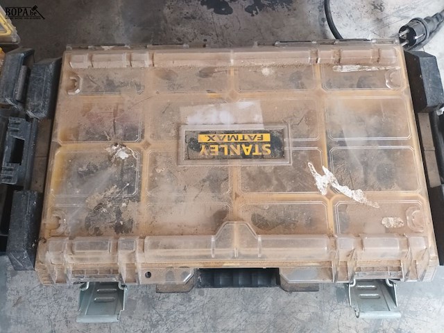 Lot 5 - stanley fatmax sorteerkoffer - afbeelding 3 van  4
