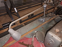 Lot 5 - tafel met naaimachine - afbeelding 3 van  4