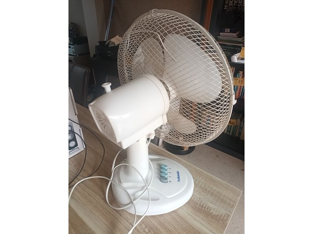 Lot 5 - tafelventilator - afbeelding 3 van  3