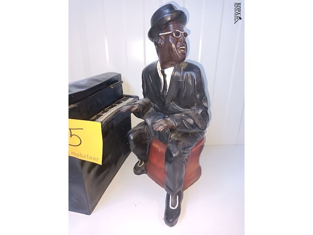 Lot 5 - vintage jazz pianospeler figuur - afbeelding 3 van  5