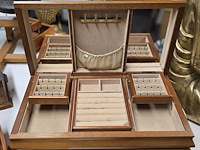 Lot 5 - vintage juwelenkisten 3 stuks - afbeelding 2 van  7