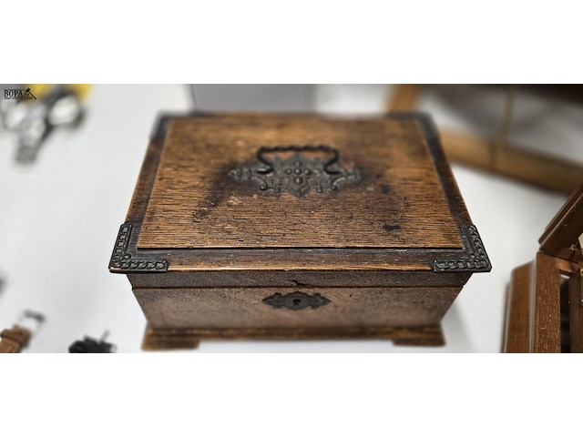 Lot 5 - vintage juwelenkisten 3 stuks - afbeelding 6 van  7