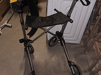 Lot 5 - vouwbare rollator vermeiren - afbeelding 4 van  4