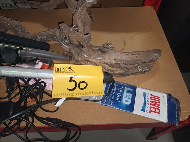Lot 50 - accessoires voor aquarium - afbeelding 2 van  4