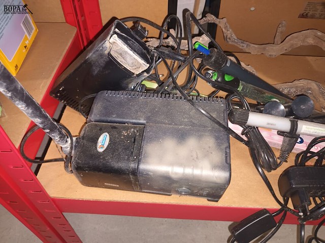 Lot 50 - accessoires voor aquarium - afbeelding 3 van  4