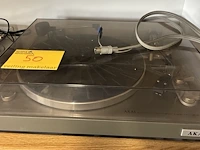 Lot 50 - akai platenspeler - afbeelding 1 van  3