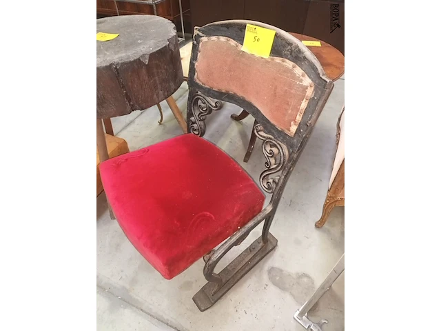 Lot 50 - antieke cinema zetel - afbeelding 7 van  8