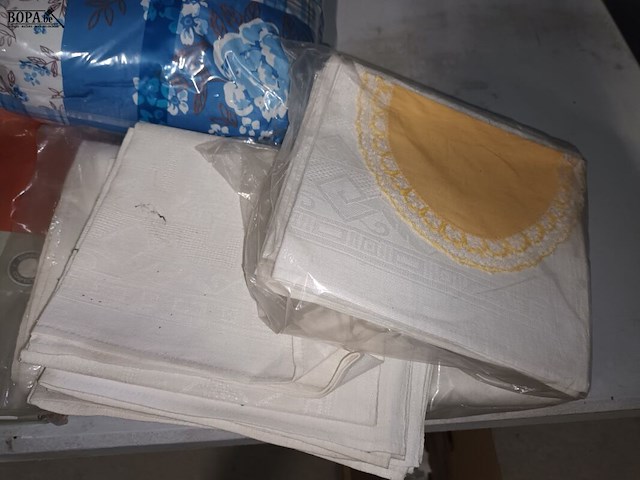 Lot 50 - divers textiel. 10 stuks - afbeelding 4 van  6