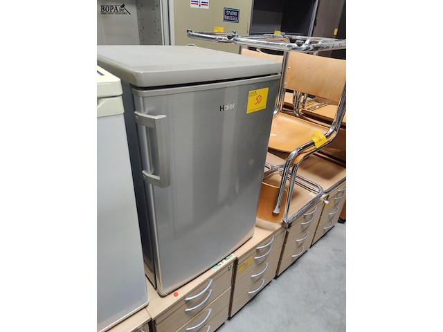 Lot 50 - haier frigokastje - afbeelding 1 van  4