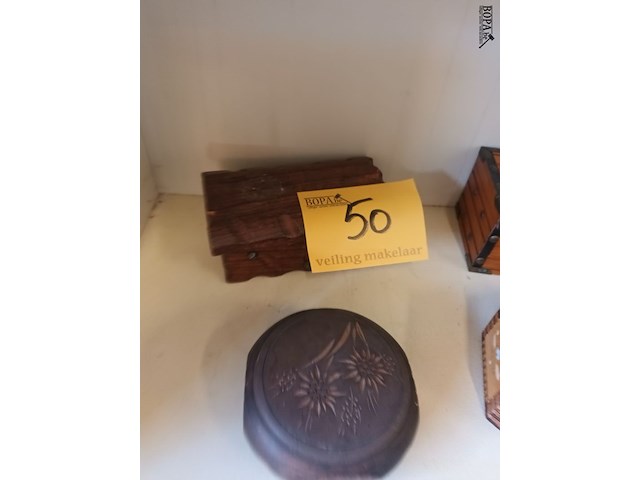 Lot 50 - houten kistjes. 4 stuks - afbeelding 5 van  5