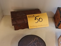 Lot 50 - houten kistjes. 4 stuks - afbeelding 5 van  5