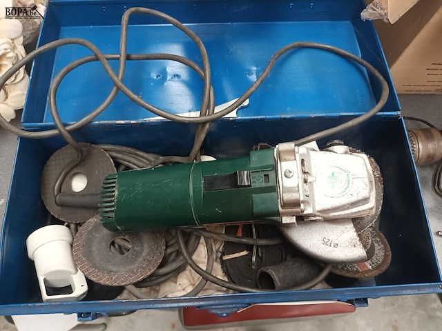 Lot 50 - metabo haakse slijper - afbeelding 2 van  5