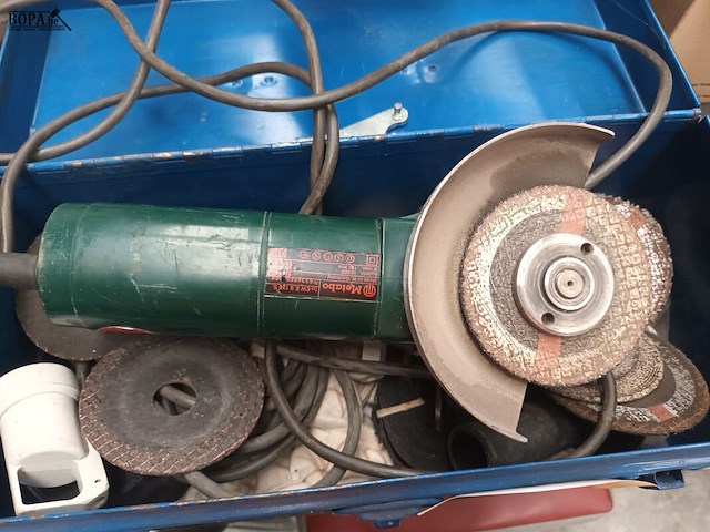 Lot 50 - metabo haakse slijper - afbeelding 3 van  5
