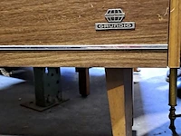 Lot 50 - muziekmeubel vintage grundig radiomodel '60 ingebouwde plate - afbeelding 8 van  8