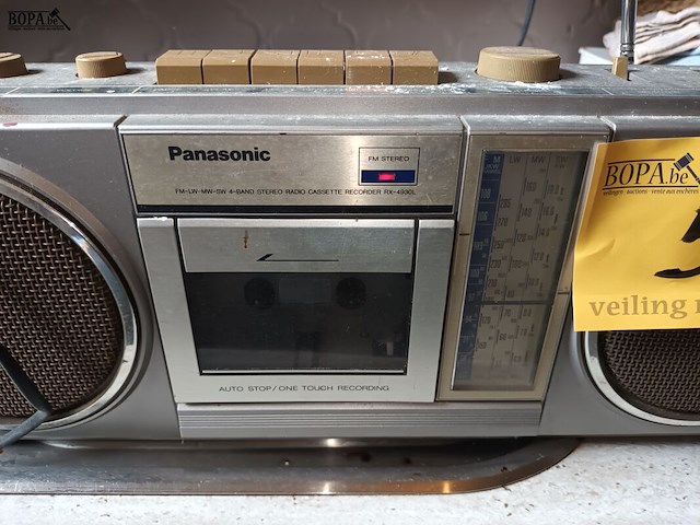 Lot 50 - radio panasonic - afbeelding 2 van  3