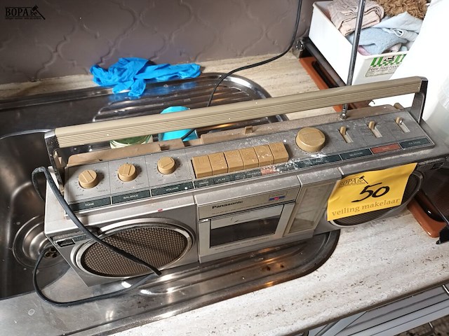 Lot 50 - radio panasonic - afbeelding 3 van  3