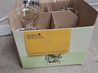 Lot 50 - ricard glazen - afbeelding 1 van  1