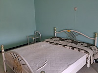 Lot 50 - tweepersoonsbed - afbeelding 1 van  2