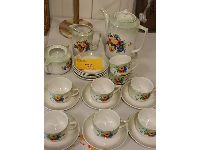 Lot 50 - victoria koffieservies. 23 stuks - afbeelding 1 van  5