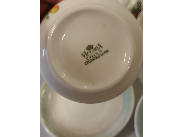 Lot 50 - victoria koffieservies. 23 stuks - afbeelding 3 van  5