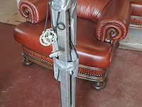 Lot 50 - vintage industriële vloerlamp verstelbaar - afbeelding 3 van  5