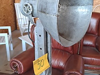 Lot 50 - vintage industriële vloerlamp verstelbaar - afbeelding 4 van  5