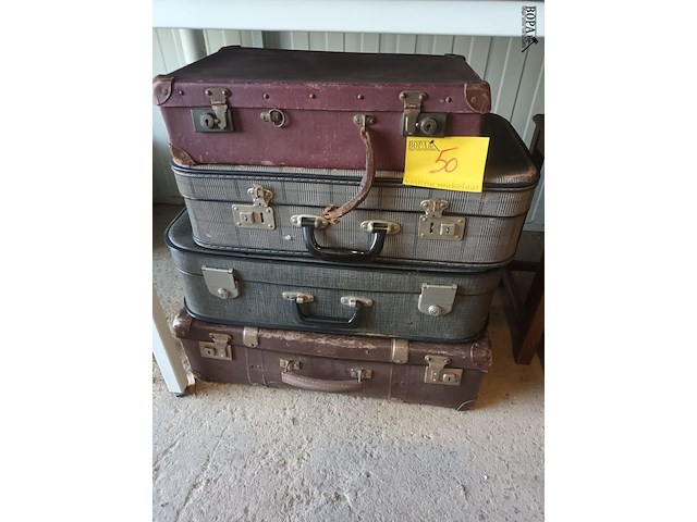 Lot 50 - vintage reiskoffers. 4 stuks - afbeelding 1 van  4