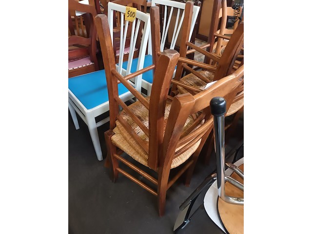 Lot 501 - boerenstoelen met rieten zitting. 4 stuks - afbeelding 4 van  5