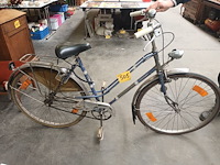 Lot 505 - damesfiets novy tourist - afbeelding 1 van  4