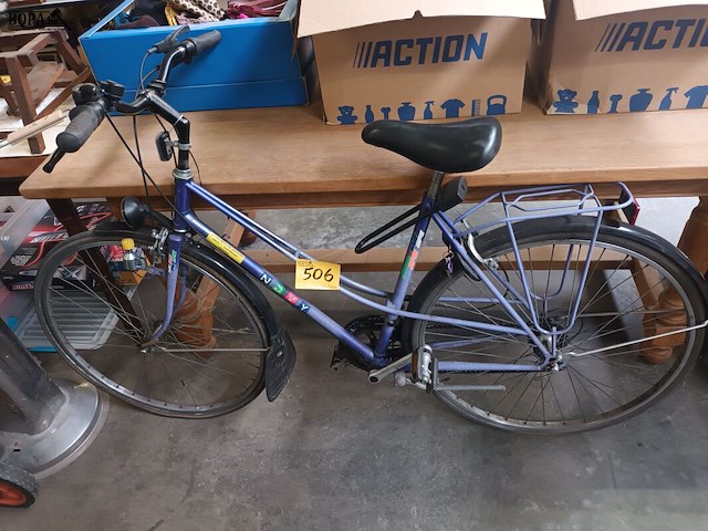 Lot 506 - damesfiets novy - afbeelding 1 van  5