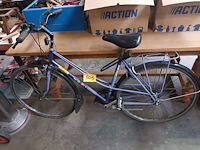 Lot 506 - damesfiets novy - afbeelding 1 van  5