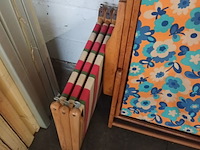 Lot 507 - houten strandstoel. 2 stuks - afbeelding 2 van  3