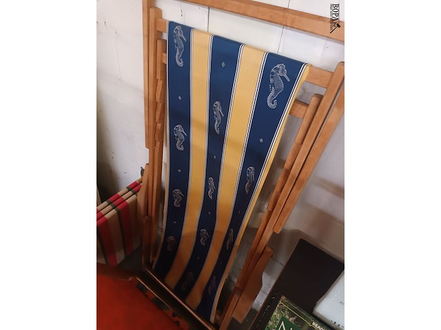 Lot 507 - houten strandstoel. 2 stuks - afbeelding 3 van  3