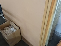 Lot 508 - isolatiepanelen en pluggen - afbeelding 2 van  4
