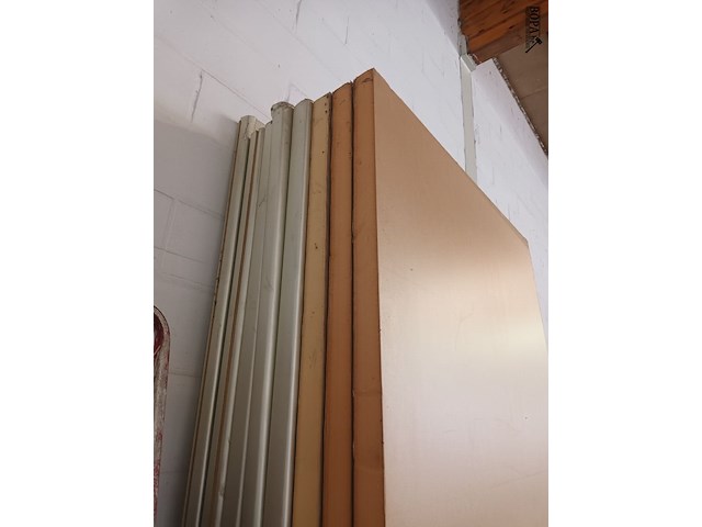 Lot 508 - isolatiepanelen en pluggen - afbeelding 4 van  4