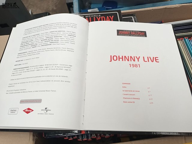 Lot 51 - cd collectie johnny hallyday - afbeelding 4 van  5