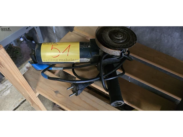 Lot 51 - haakse slijpschijf 110mm - afbeelding 1 van  3