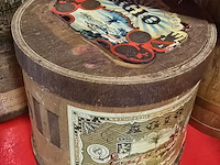 Lot 51 - houten tabakpotten 3 stuksen kartonnen doos - afbeelding 4 van  5