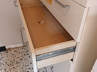 Lot 51 - ladekast - afbeelding 2 van  2