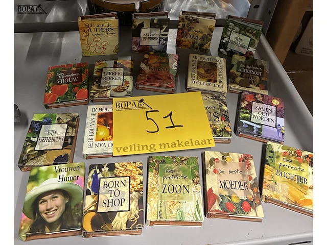 Lot 51 - lot miniboekjes - afbeelding 1 van  6
